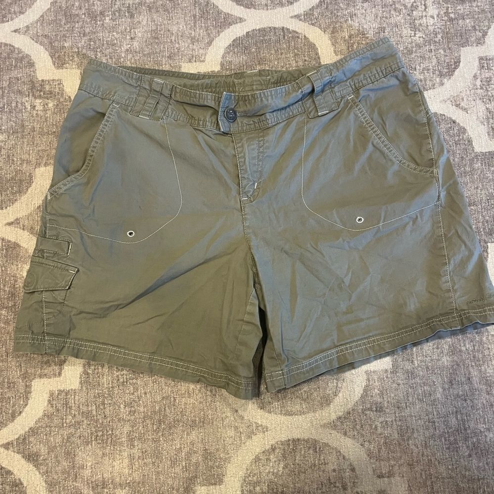 Columbia grt outdoor hiking shorts size 10